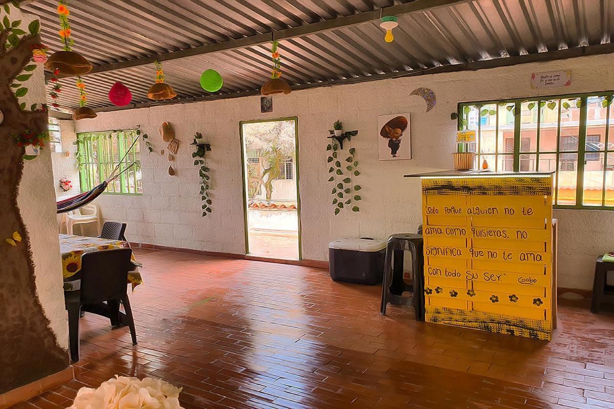 Hostal Gabo Bucaramanga Bagian luar foto