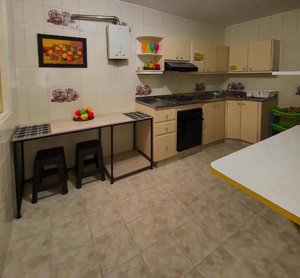 Hostal Gabo Bucaramanga Bagian luar foto