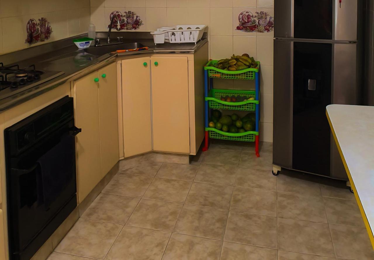 Hostal Gabo Bucaramanga Bagian luar foto