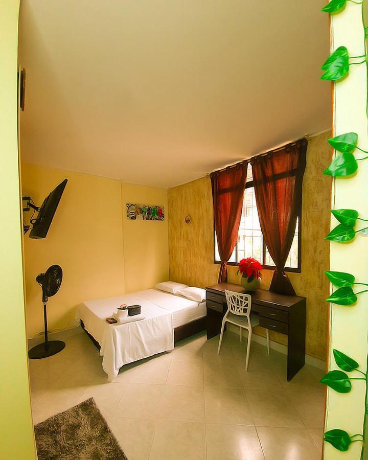 Hostal Gabo Bucaramanga Bagian luar foto